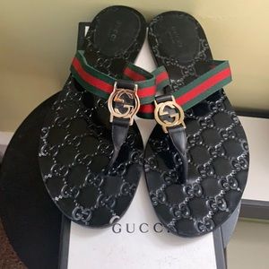 COPY - Stylish Gucci slides